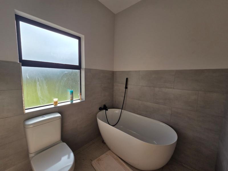 4 Bedroom Property for Sale in Hartbeespoort Dam Nature Reserve North West